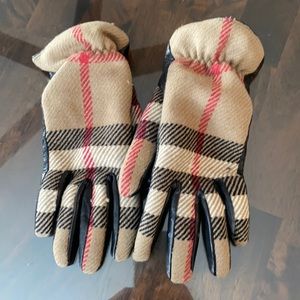 Burberry Wool and Leather Gloves